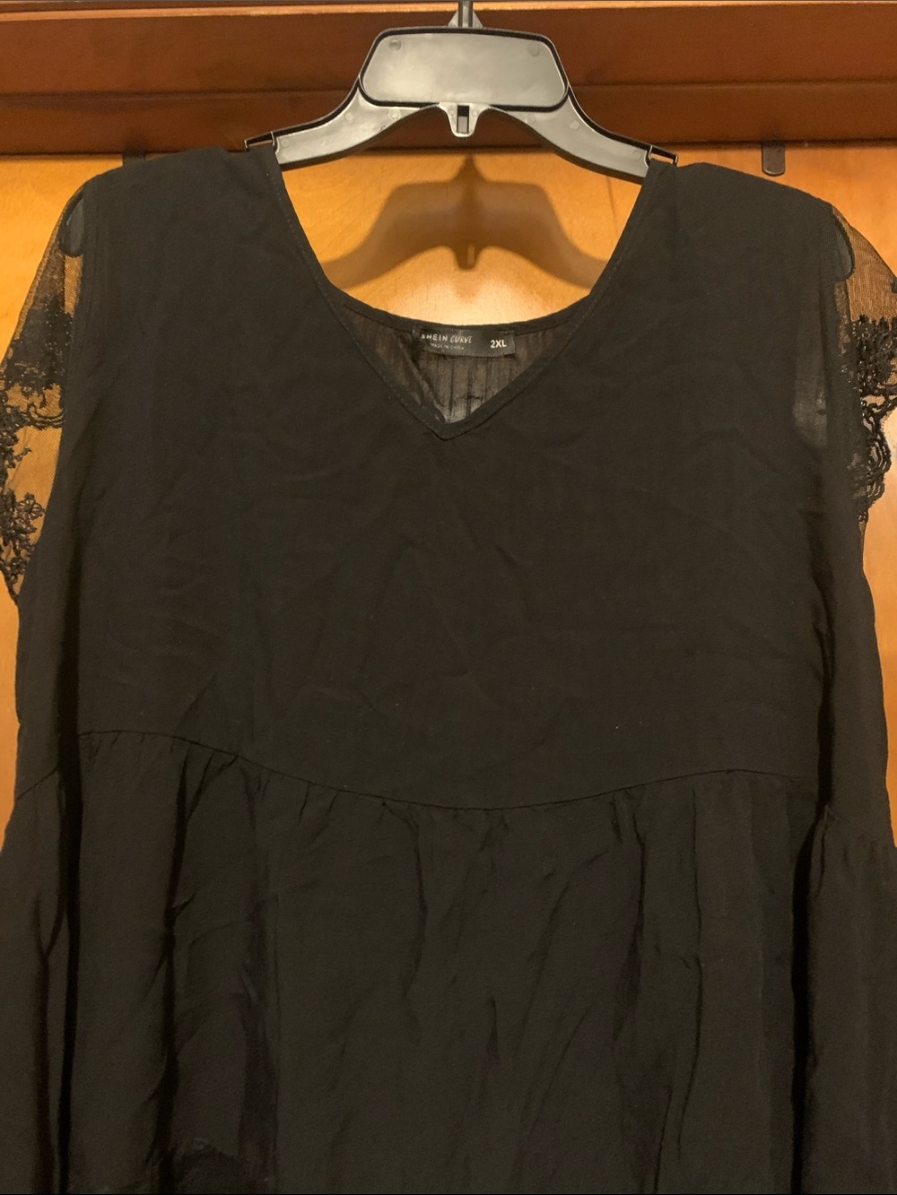 Shein Size 2XL Black Hi/Lo Lace Top - Picture 3 of 6
